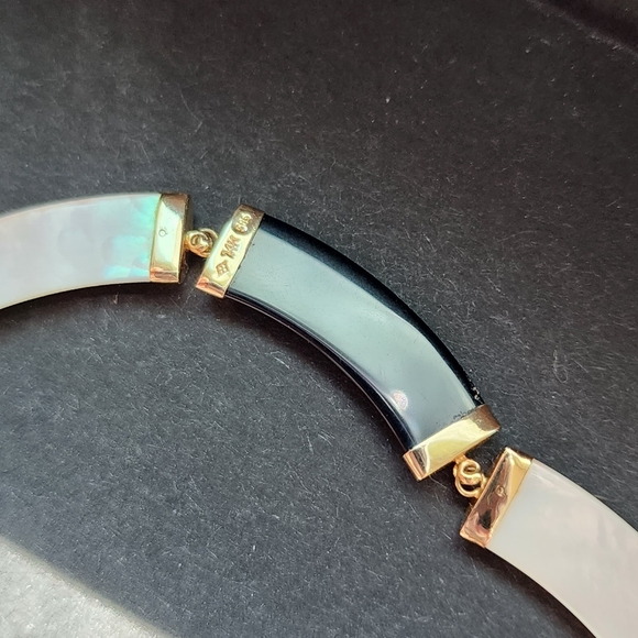 Necklace - Picture 3 of 9